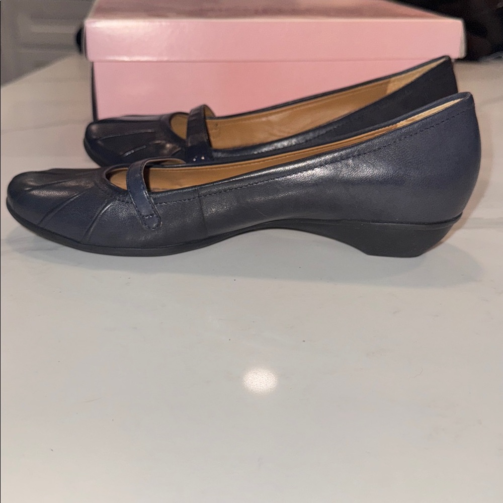 Michelle D NIB Size 8.5M Women's Navy Blue Loafer/Flats - Picture 8 of 8